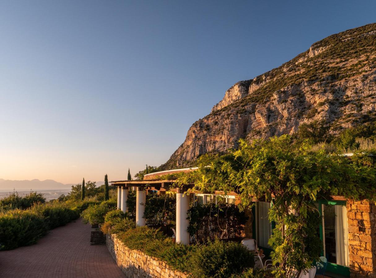 Borgo La Pietraia Hotel Паестум Екстериор снимка
