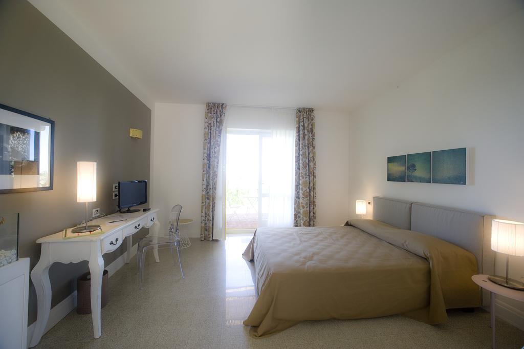 Borgo La Pietraia Hotel Паестум Екстериор снимка