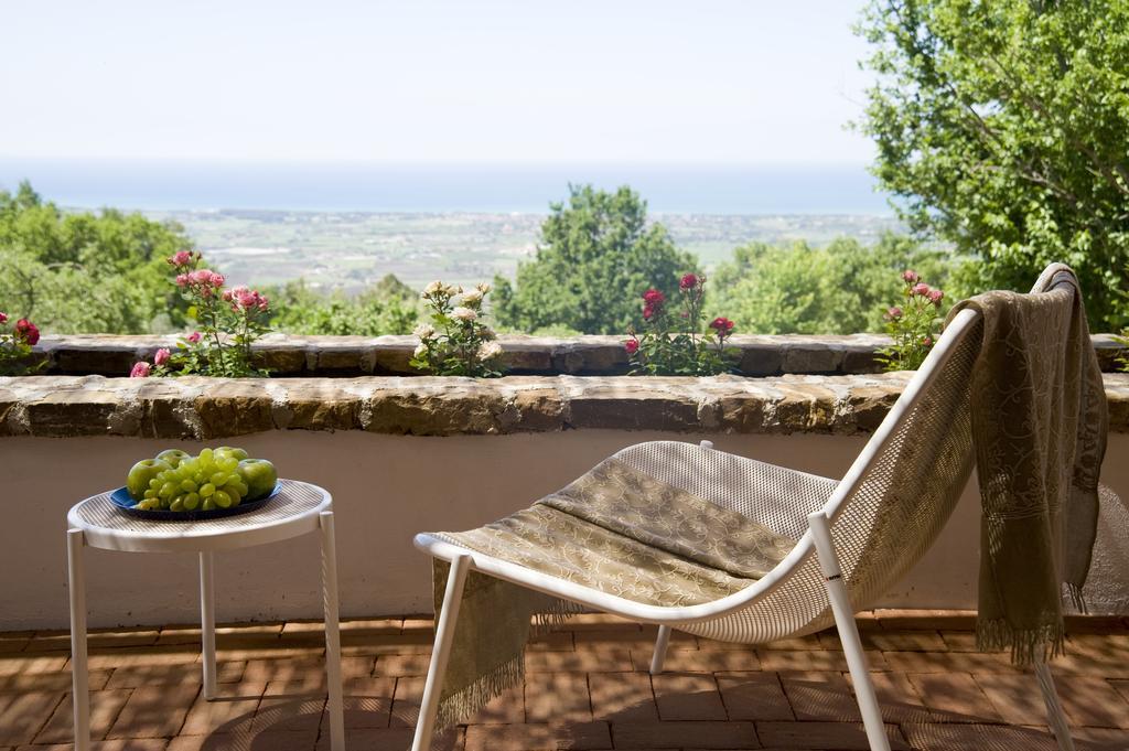 Borgo La Pietraia Hotel Паестум Екстериор снимка