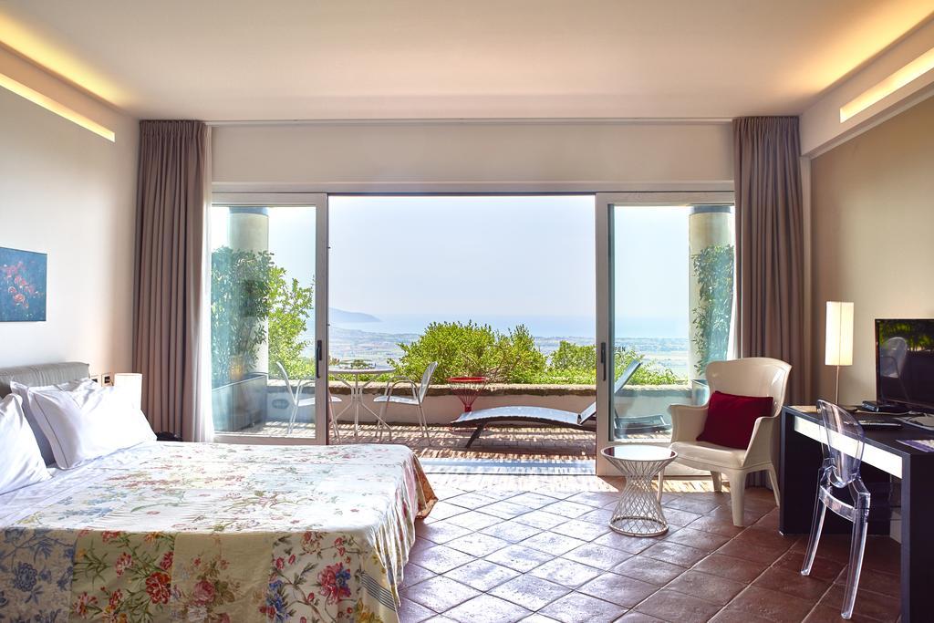 Borgo La Pietraia Hotel Паестум Екстериор снимка