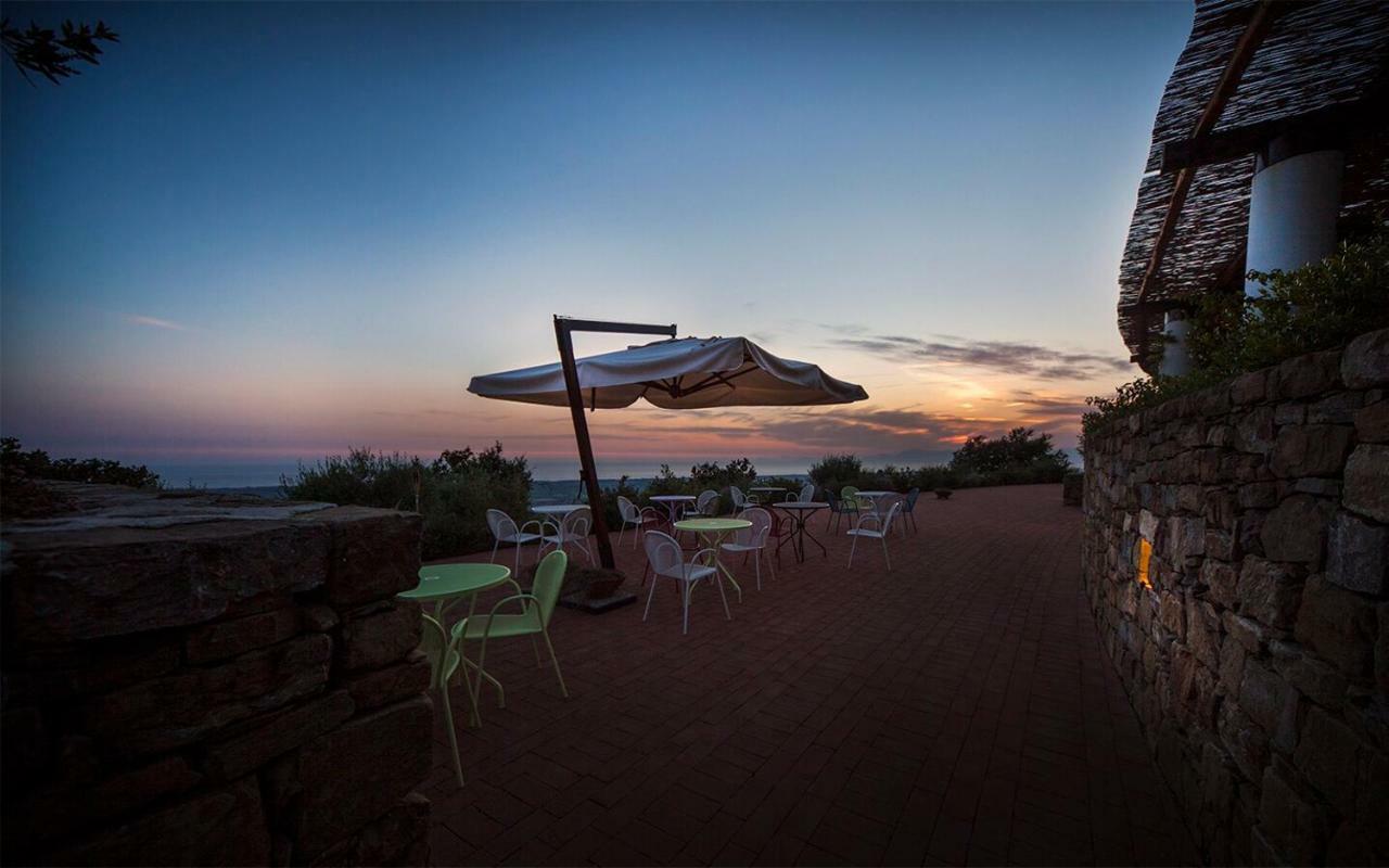 Borgo La Pietraia Hotel Паестум Екстериор снимка